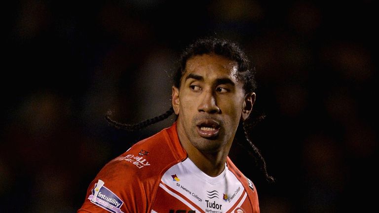 Sia Soliola of St Helens