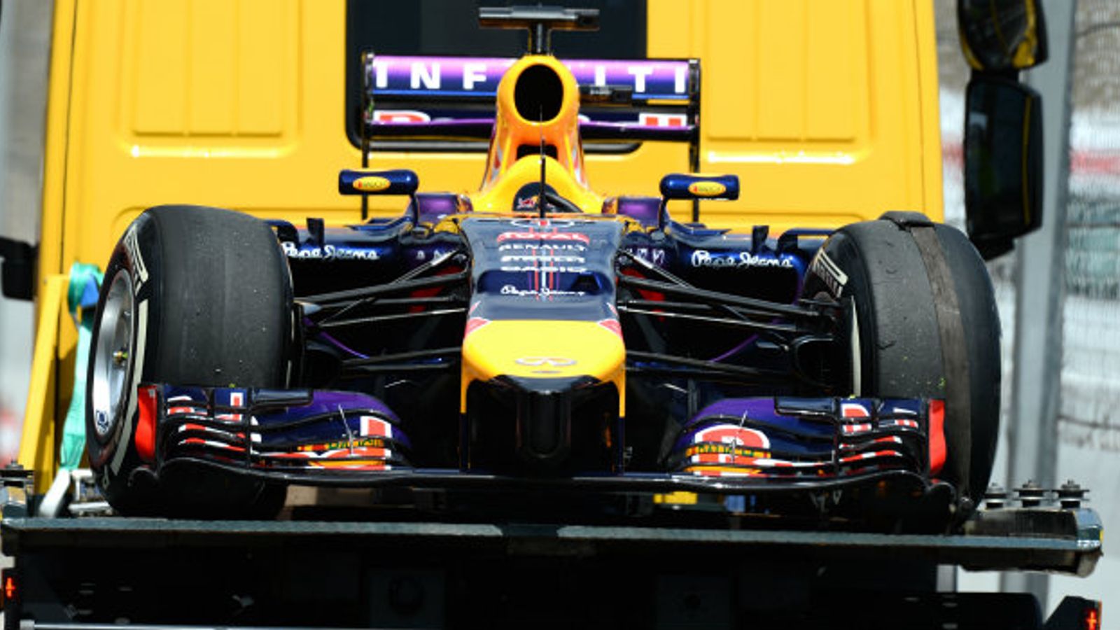 Sebastian Vettel drops to 15th on Spanish GP grid after gearbox change