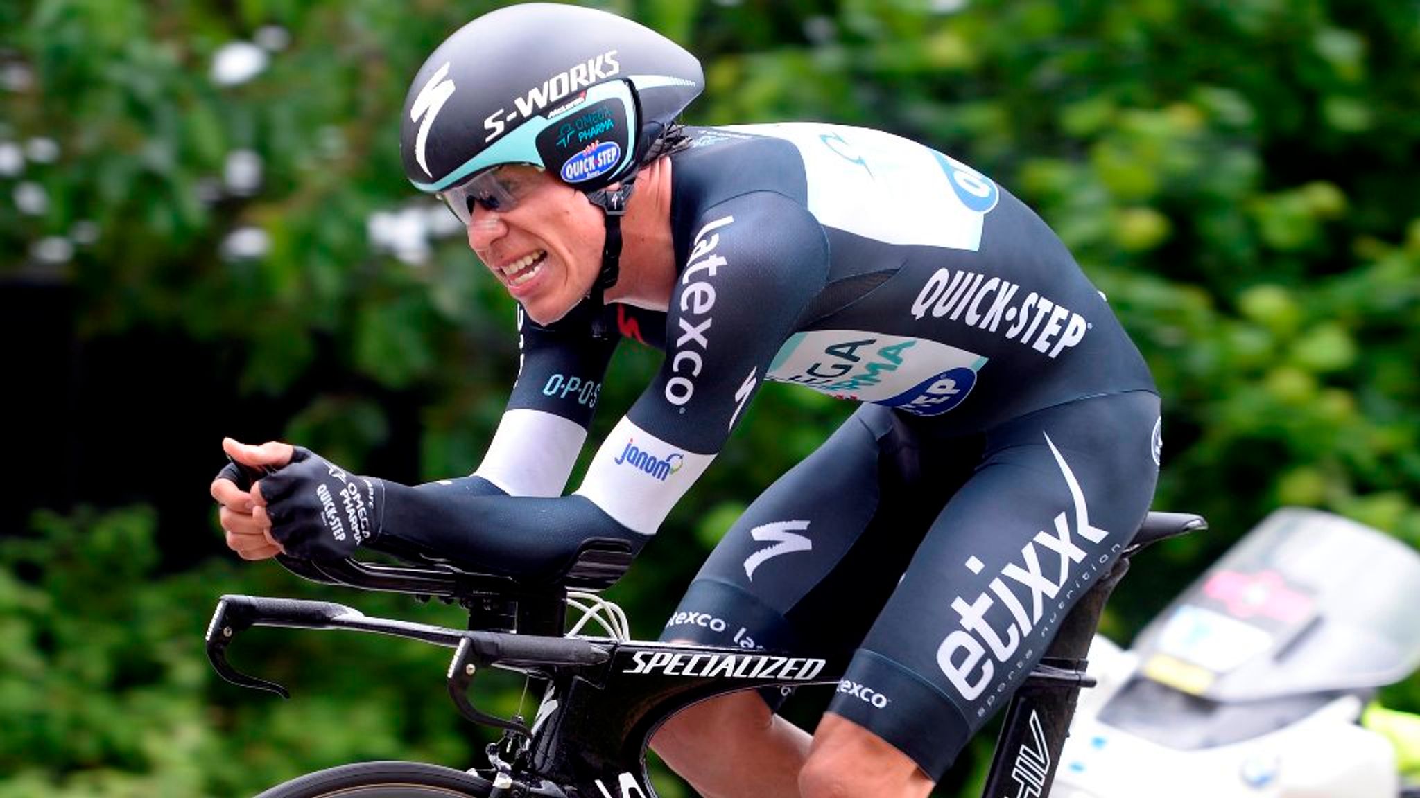 Giro dItalia Rigoberto Uran takes race lead with brilliant victory on stage 12 time trial Cycling News Sky Sports