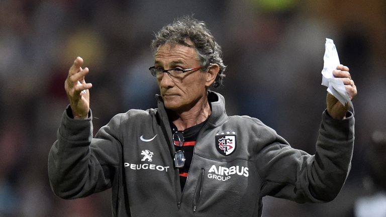Toulouse's general manager Guy Noves gestures during the French Top 14 rugby union match against Brive on April 12, 2014.