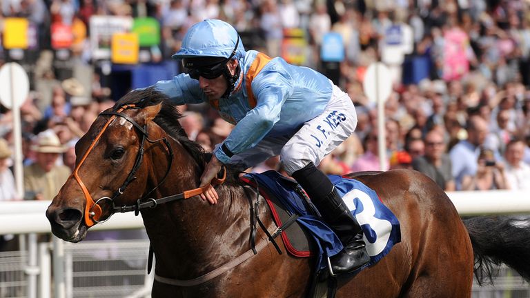 The well backed G Force impressively lands the Ralph Raper Memorial Stakes