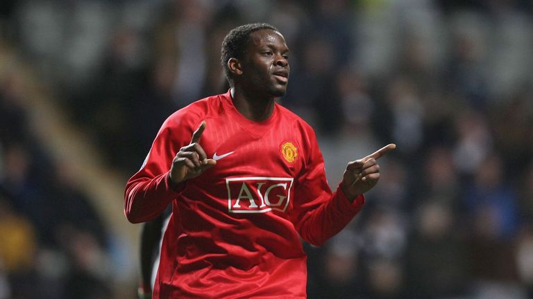 Louis Saha of Manchester United celebrates scoring their fifth goal during the Premier League match between Newcastle United and Manchester United in 2008