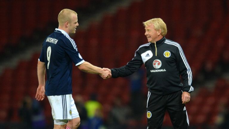 Scotland manager Gordon Strachan and Steven Naismith 