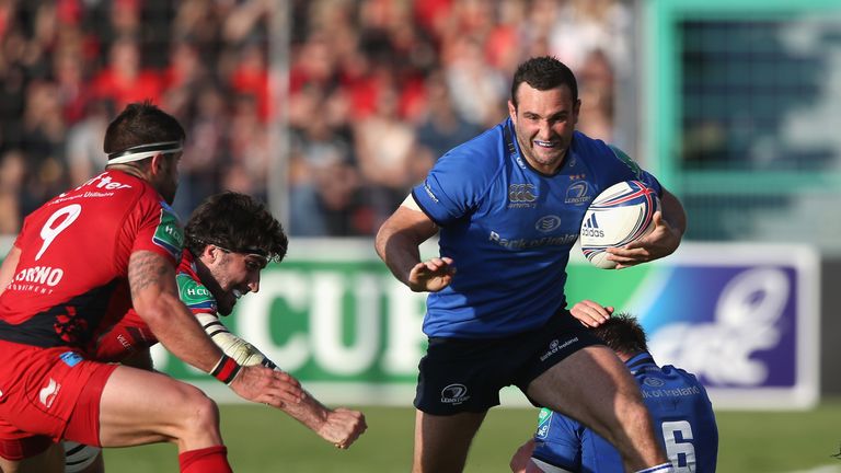 Dave Kearney of Leinster runs with the ball during the Heineken Cup quarter final match against Toulon. Felix Mayol Stadium, April 6 2014.