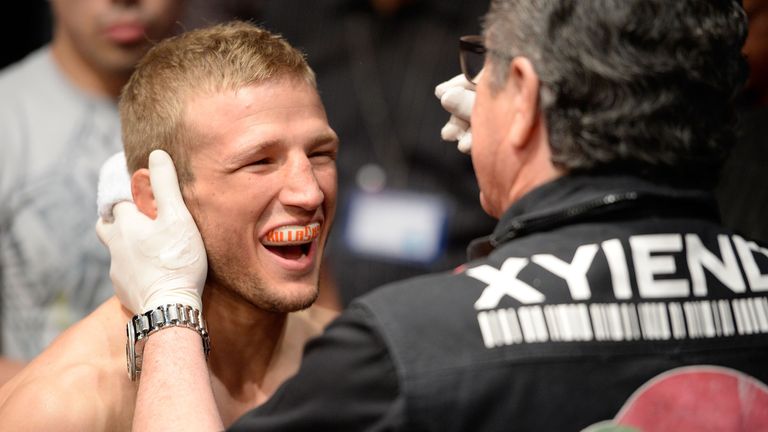 TJ Dillashaw is the new bantamweight champion