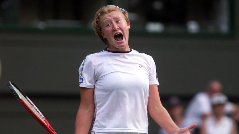 26 Jun 2001:  Elena Baltacha of Great Britain lets out a scream as she losses to Nathalie Dechy of France during the women's first round of Wimbledon