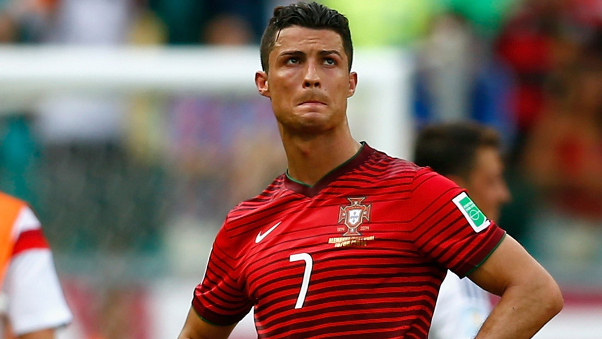World Cup 2014: Cristiano Ronaldo tries American football but