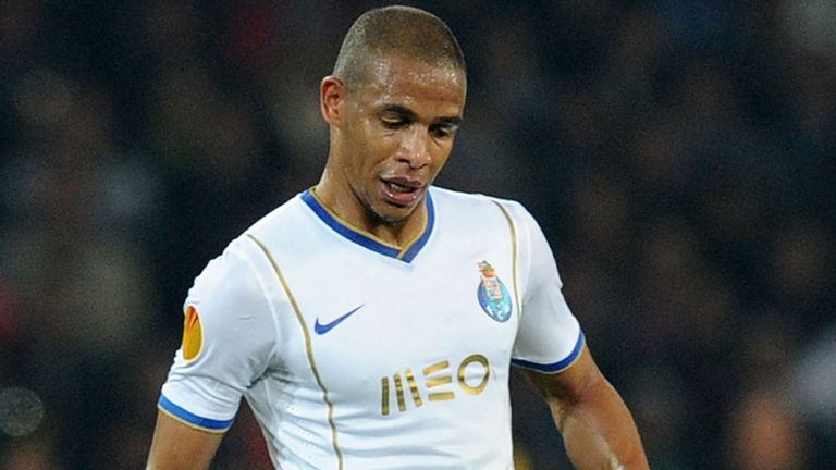 Transfer News Porto Confirm A Deal To Sell Midfielder Fernando To Manchester City Football News Sky Sports