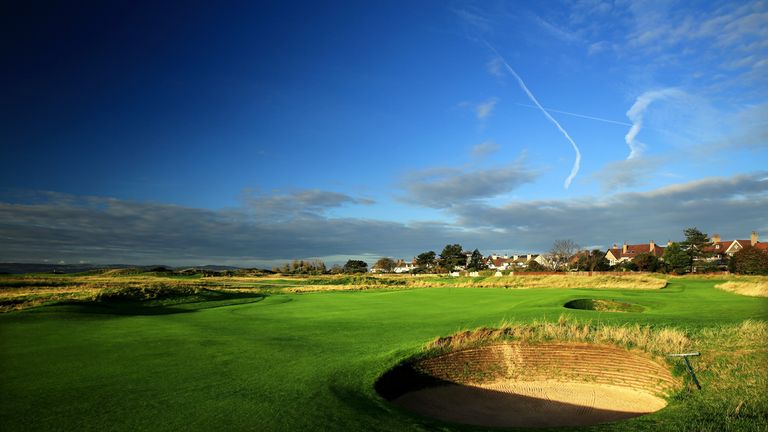 17th hole: Par 4, 458 yards