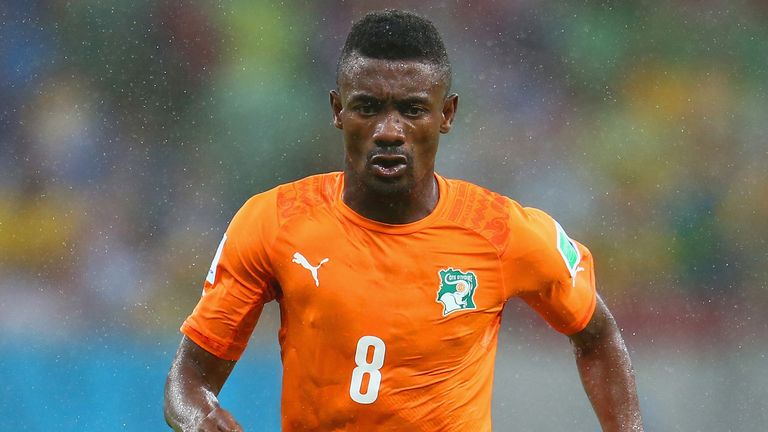 Salomon Kalou of the Ivory Coast controls the ball during the 2014 FIFA World Cup Brazil Group C match  between the Ivory Coast and Japan