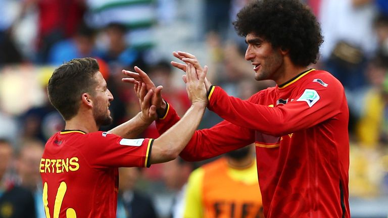 BELO HORIZONTE, BRAZIL - JUNE 17:  Belgium's goal scorers Dries Mertens (L) and Marouane Fellaini of Belgium celebrate after defeating Algeria 2-1 during t