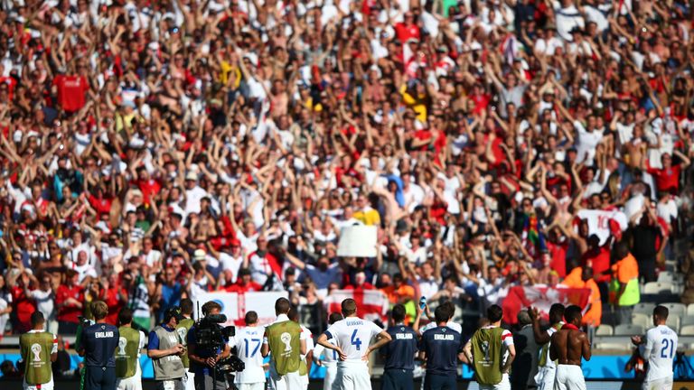 BELO HORIZONTE, BRAZIL - JUNE 24:  England acknowledge the fans after a 0-0 draw during the 2014 FIFA World Cup Brazil Group D match between Costa Rica and