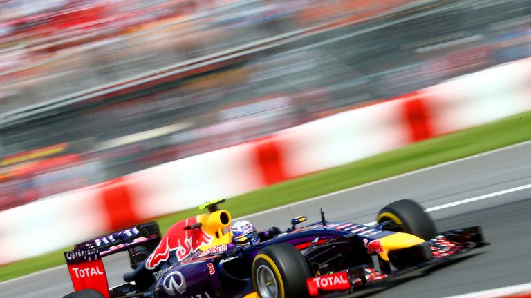 Daniel Ricciardo on his way to victory