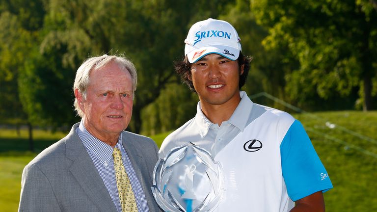 Hideki Matsuyama poses with host Jack Nicklaus after his win at the Memorial Tournament