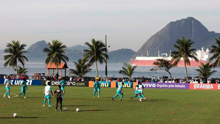 Brazil's soccer players attend a training session ahead of the London 2012 Olympic Games, at Urca Army Fort in Rio de Janeiro July 11, 2012. REUTERS/Sergio