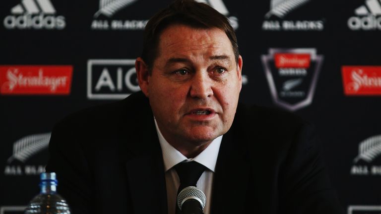 ead coach Steve Hansen of the All Blacks talks to the media during the New Zealand All Blacks squad announcement