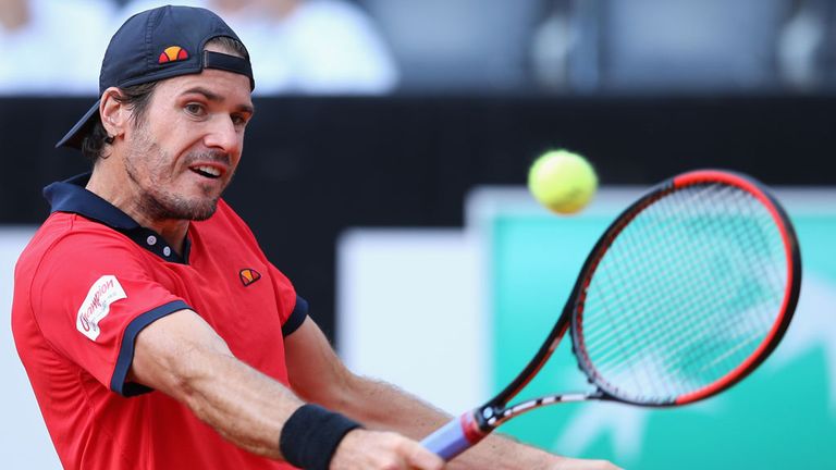 Tommy Haas is to have surgery on his right shoulder, thus ending the German's season