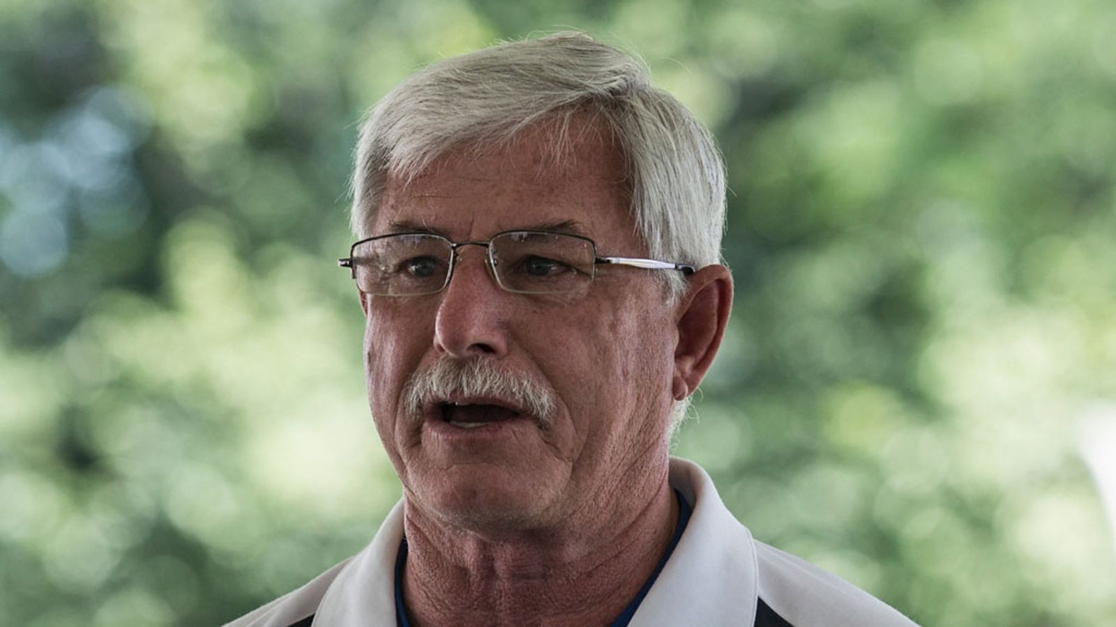 Sir Richard Hadlee urges England's selectors to back beleaguered ...