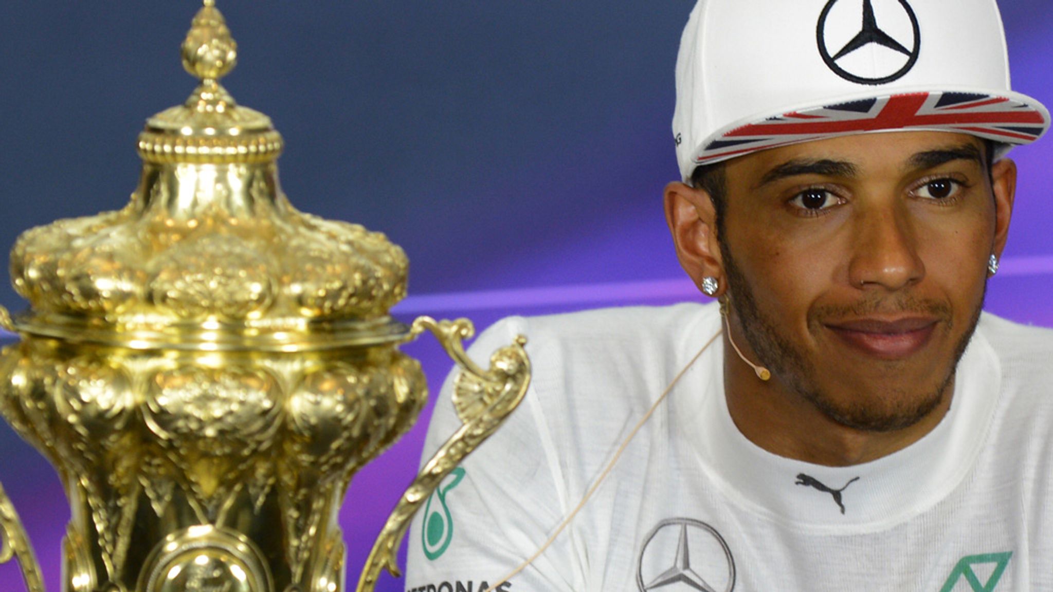 2014 British GP Lewis Hamilton wins after Nico Rosberg retires with