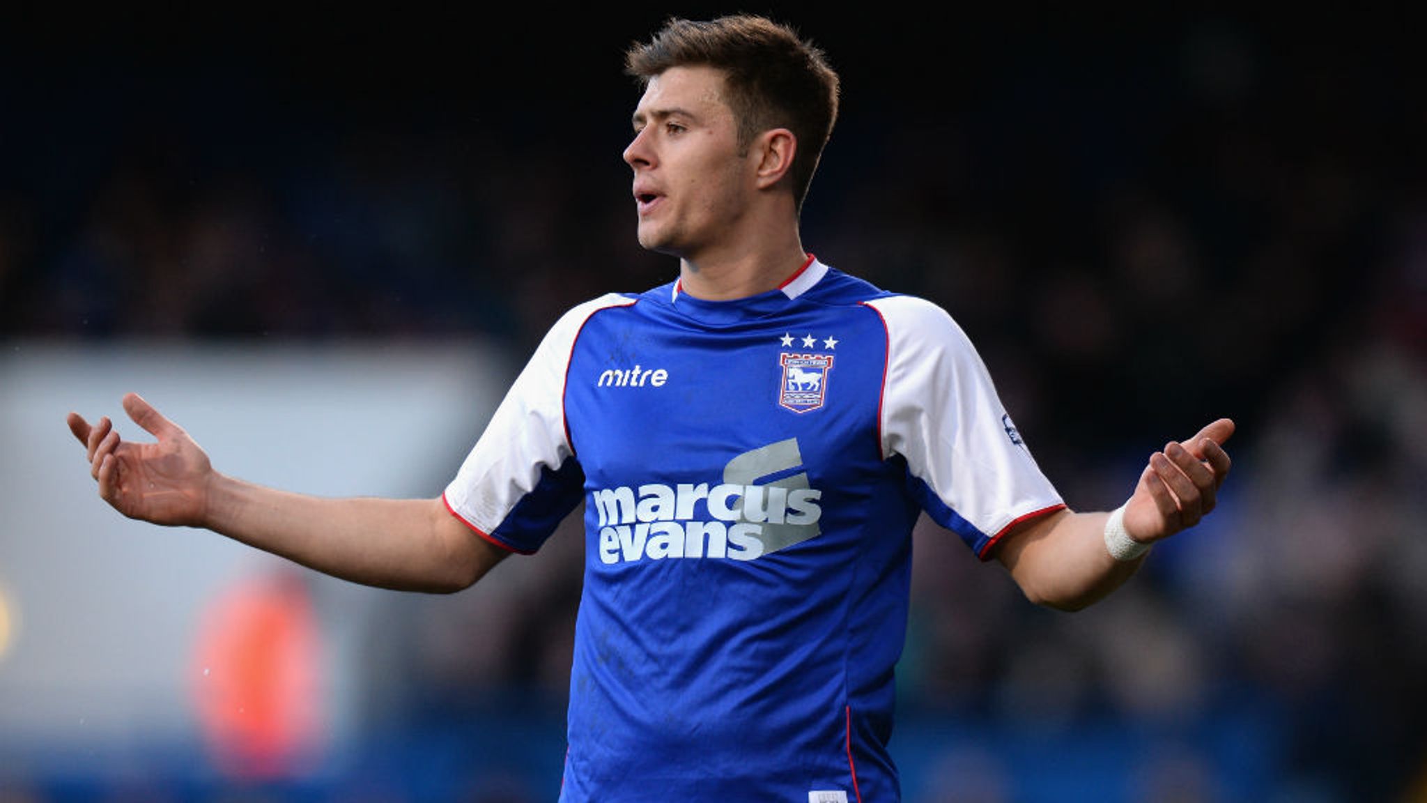 Transfer news Ipswich defender Aaron Cresswell having West Ham medical