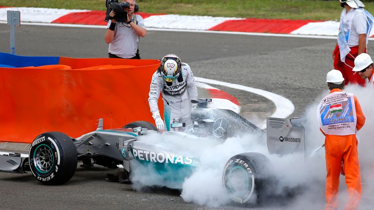 Lewis Hamilton had a fire in Q1