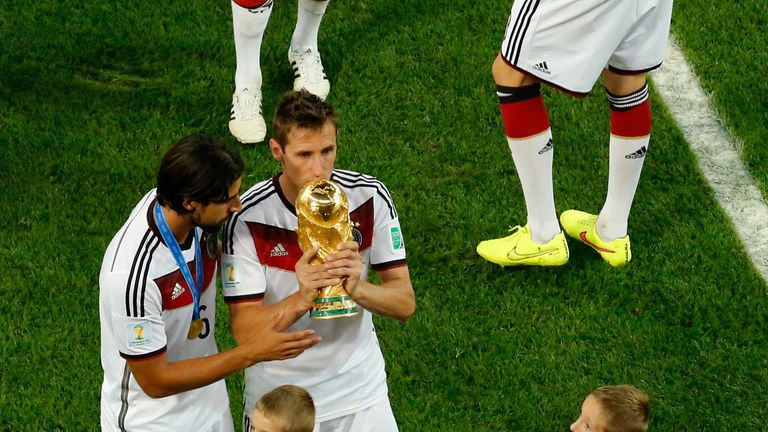 Miroslav Klose, Sami Khedria, World Cup trophy, Germany v Argentina