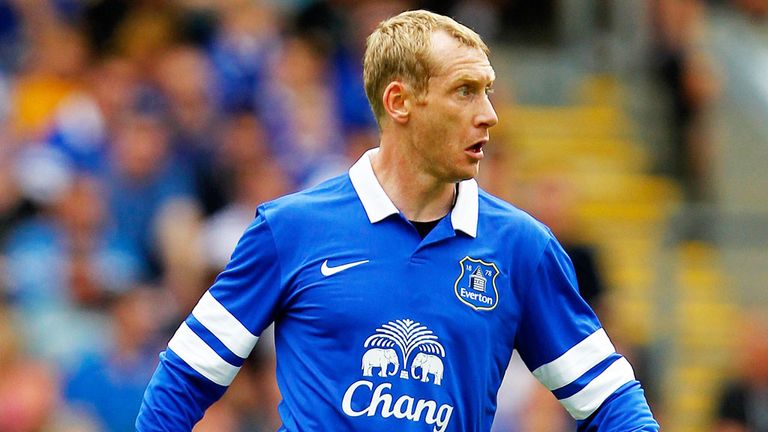 Tony Hibbert: Everton defender has signed a two-year deal at the club