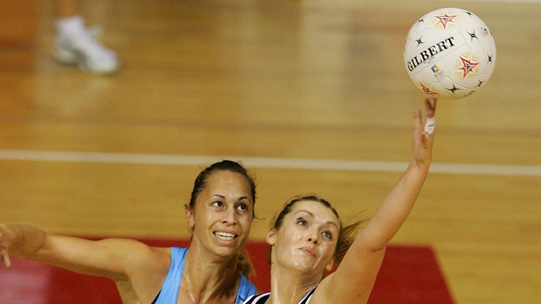 AUCKLAND, NEW ZEALAND - NOVEMBER 14:  Marjorie Parr of Fiji contests with Karin Connell of Scotland during the 2007 Netball World Championship Quarter Fina