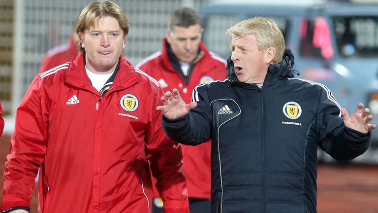 Stuart McCall (l) and Gordon Strachan on Scotland duty against Serbia last year