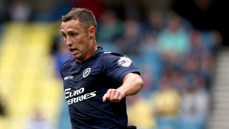 LONDON, ENGLAND - AUGUST 30:  Scott McDonald of Millwall in action during the Sky Bet Championship match between Millwall and Blackpool at The Den on Augus