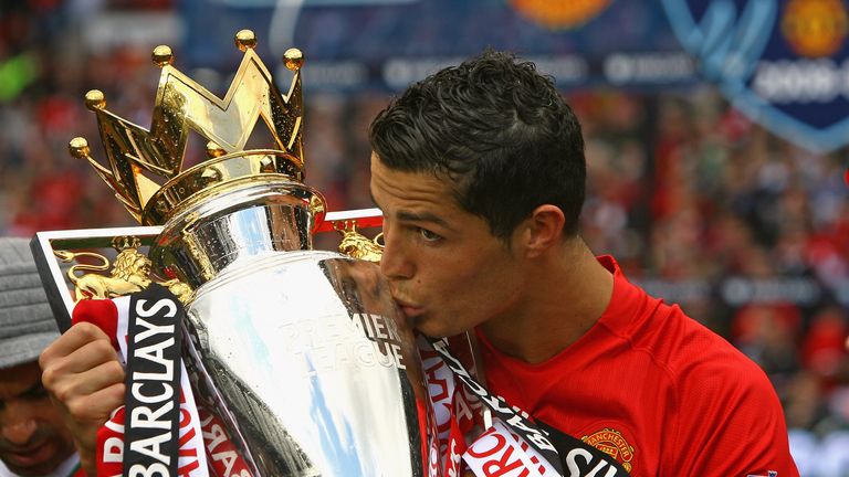 Cristiano Ronaldo of Manchester United lifts the Barclays Premier League trophy, May 2009