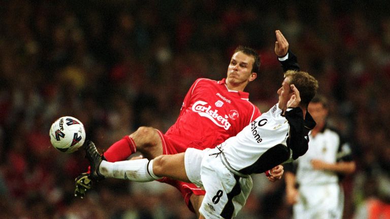 Nicky Butt of Manchester United and Dietmar Hamann of Liverpool in action during the FA Charity Shield between Liverpool and Manchester United in 2001