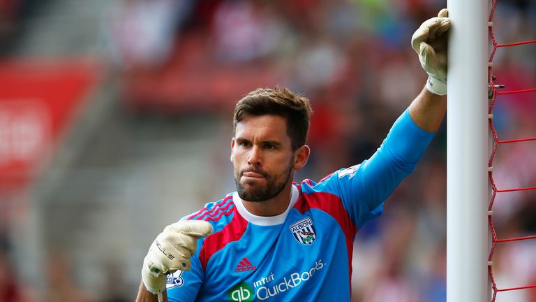 SOUTHAMPTON, ENGLAND - AUGUST 23:  Ben Foster of West Brom looks on during the Barclays Premier League match between Southampton and West Bromwich Albion a