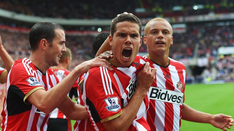 Jack Rodwell of Sunderland celebrates scoring his goal during the Barclays Premier League match between Sunderland and Manchester United