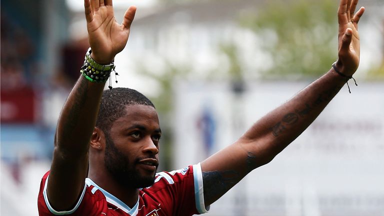 LONDON, ENGLAND - AUGUST 30:  Alex Song of West Ham United acknowledges the fans as he joins the club on loan prior to the Barclays Premier League match be