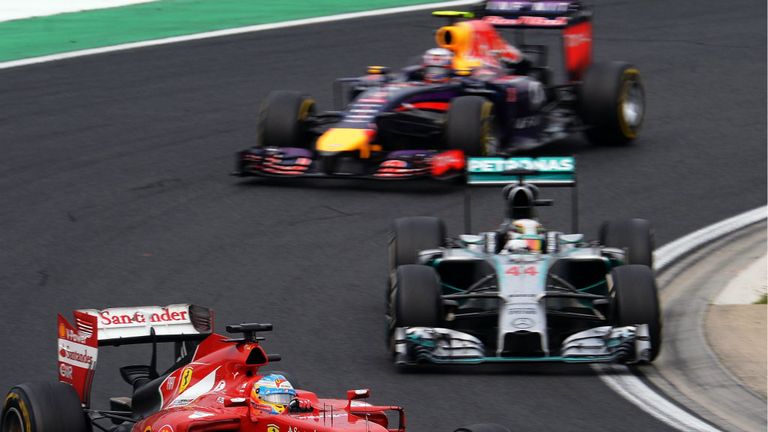 Fernando Alonso leads Lewis Hamilton and Daniel Ricciardo in Hungary