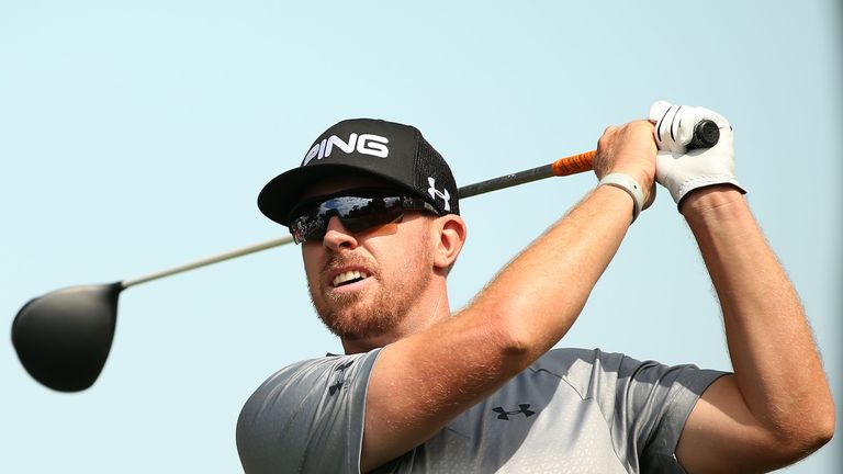 Hunter Mahan plays his shot from the sixth tee during the final round of The Barclays at The Ridgewood Country Club