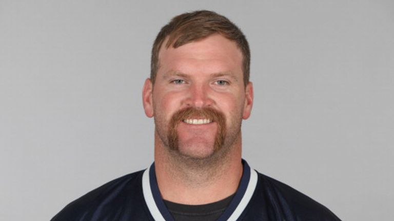 Logan Mankins: The six-time Pro Bowl guard has been traded from the New England Patriots to the Tampa Bay Buccaneers. 