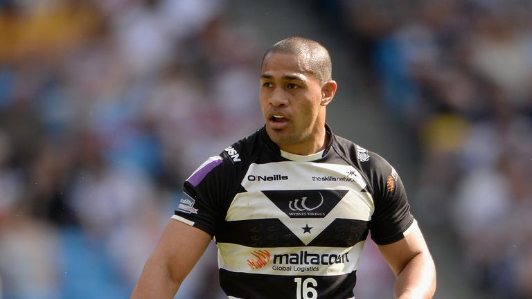 MANCHESTER, ENGLAND - MAY 17:  Willie Isa of Widnes Vikings in action during the Super League match between Widnes Vikings and Salford Red Devils at Etihad