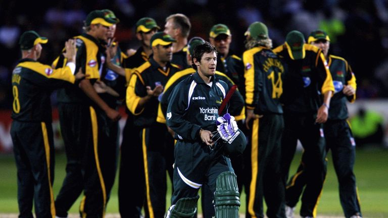 Chris Read of Nottinghamshire heads back after being dismissed during the Twenty20 Cup Final match against Leicestershire in 2006