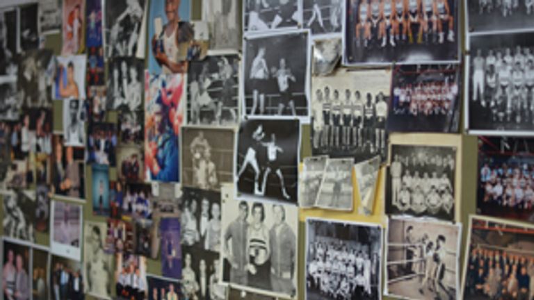Fitzroy Lodge: wall of fame