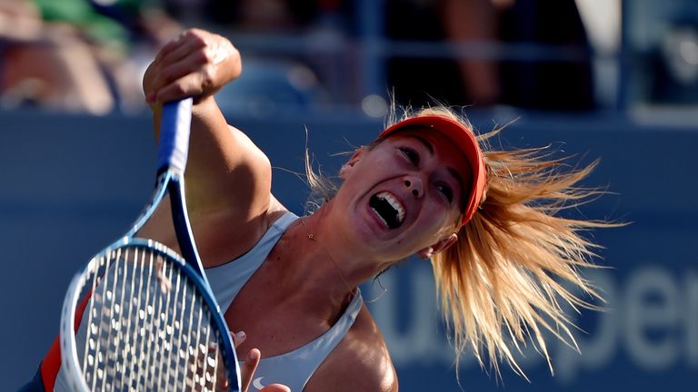 Fifth seed Maria Sharapova lost the first set of her match with Romanian Alexandra Dulgheru
