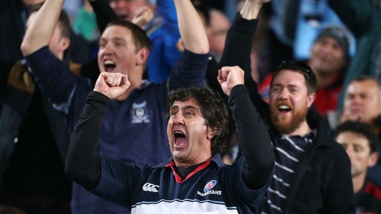 It was the home side who drew first blood with a Bernard Foley penalty, much to delight of their fans 