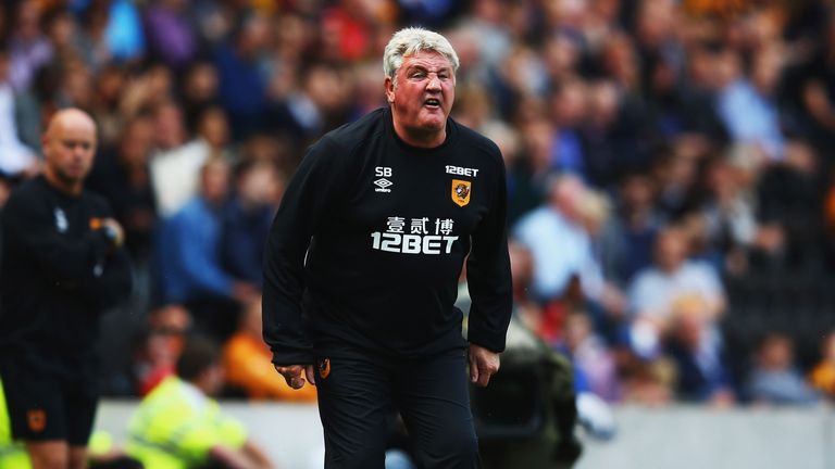 Hull City manager Steve Bruce reacts during the match against Stoke City.