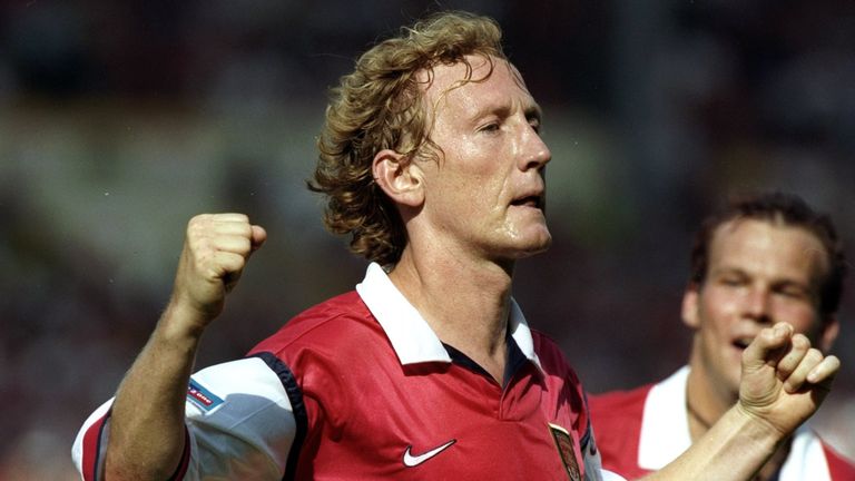 Ray Parlour of Arsenal in action during the FA Charity Shield match against Manchester United played at Wembley Stadium in 1999