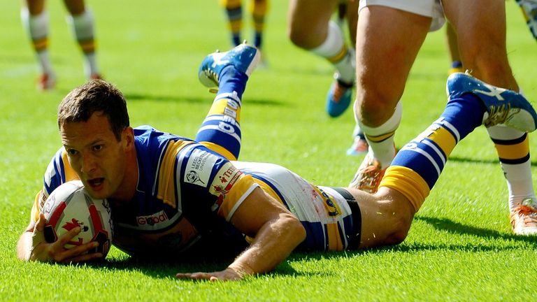 Leeds Rhinos' Danny McGuire scores his sides second try of the game during the Tetley's Challenge Cup Final at Wembley Stadium, London. PRESS ASSOCIATION P