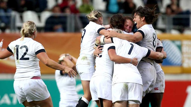 PARIS, FRANCE - AUGUST 17:  England celebrate at the final whistle as they win the IRB Women's Rugby World Cup 2014 Final between England and Canada at Sta