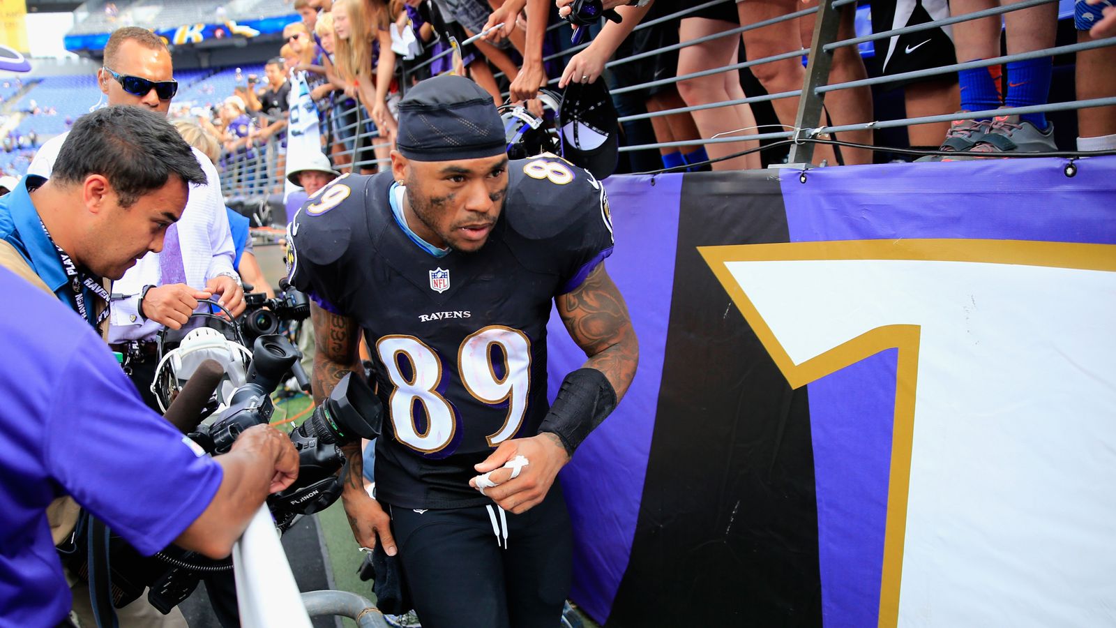 Ravens WR Steve Smith Sr. says he's probably retiring after 16 seasons -  ABC7 Chicago