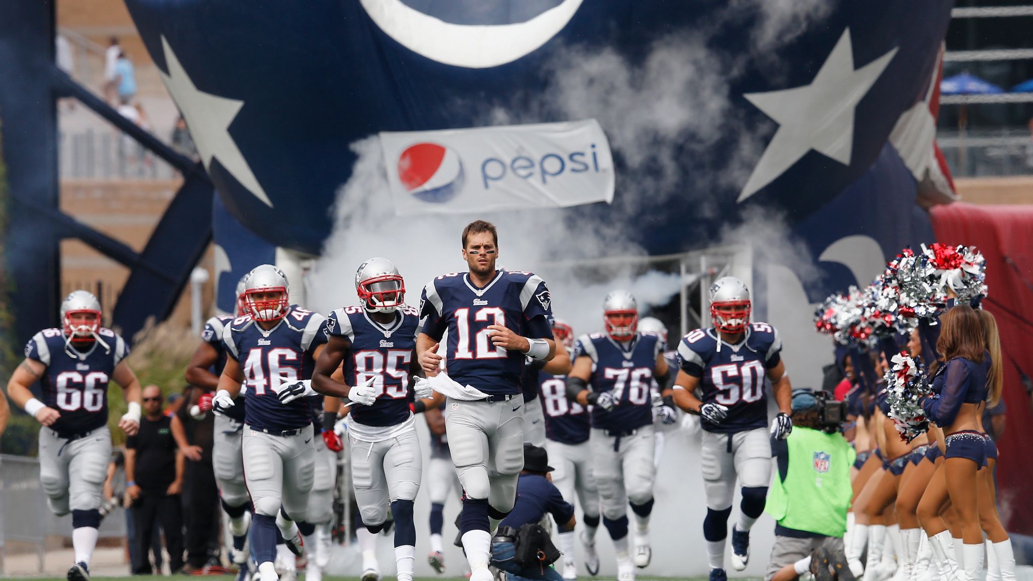 Patriots Said to Add Darrelle Revis; the Jets Pick Up Eric Decker - The New  York Times