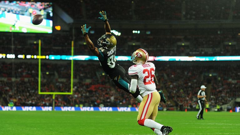 LONDON, ENGLAND - OCTOBER 27:  #84 Cecil Shorts III of the Jacksonville Jaguars is challenged by #26 Tramaine Brock of the San Francisco 49ers during the N
